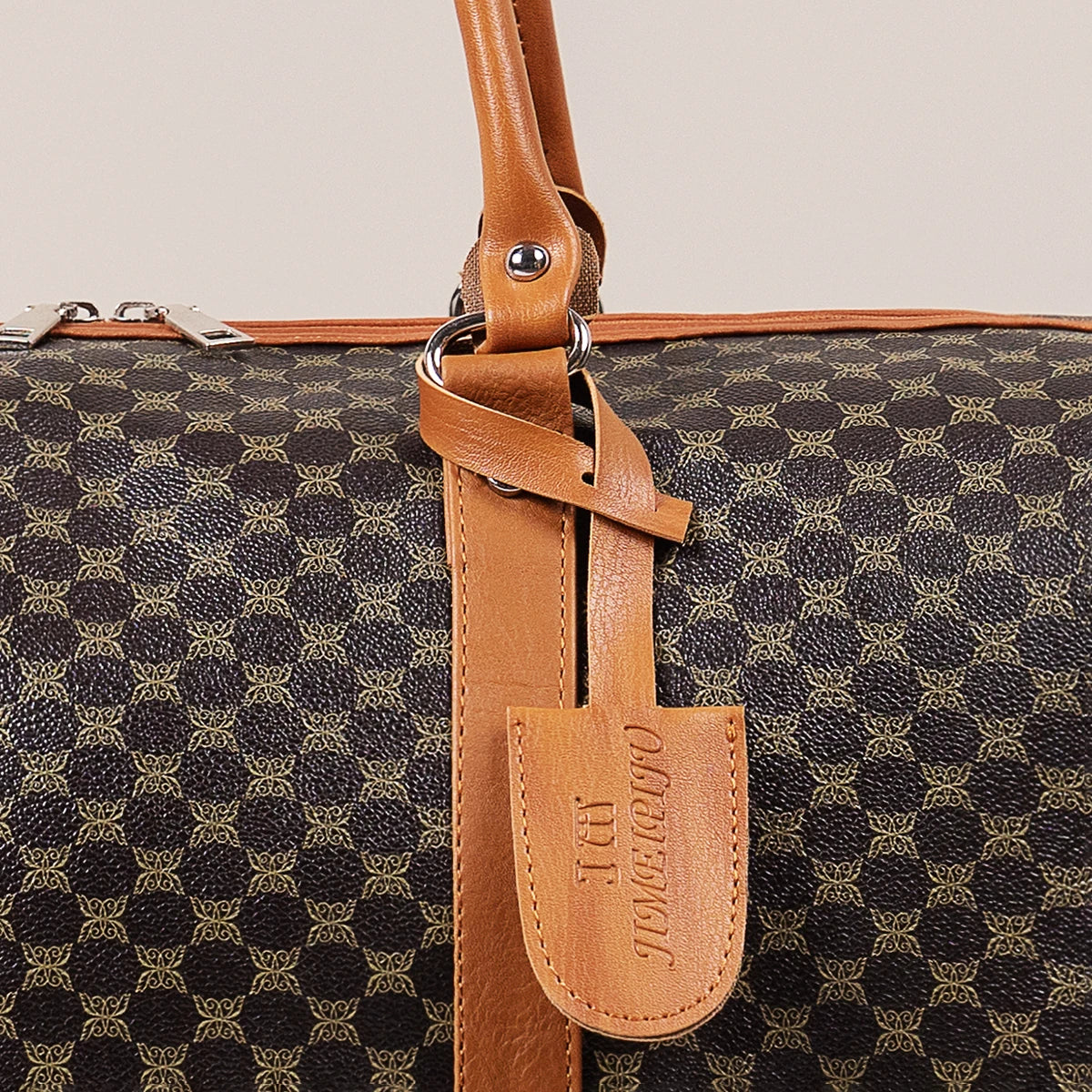 Kario™ Travel Bag